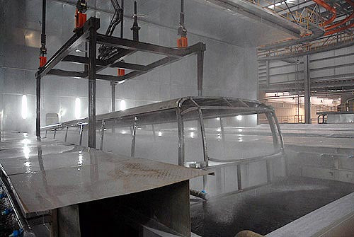 電泳前處理工序中，酸性、堿性、中性除油各自有什么區(qū)別？